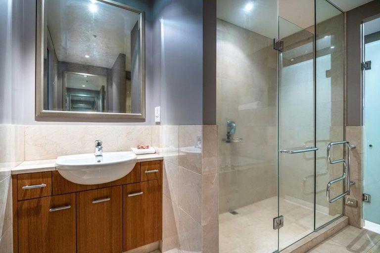 Qv Upscale Spacious Apt W/ Parking & Wifi 1038 오클랜드 외부 사진